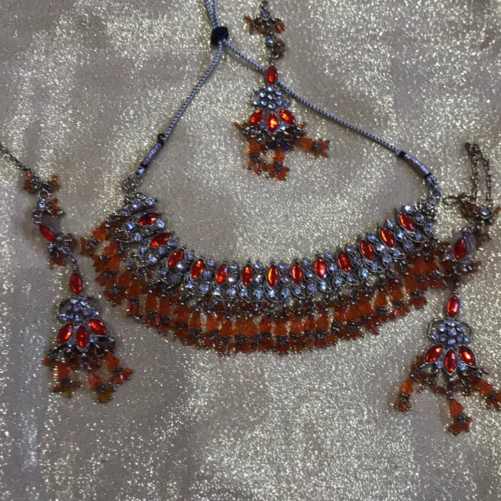 Indian jewelry- Necklace set